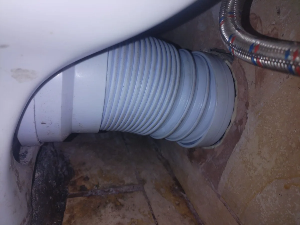 Bathroom plumbing Sandton for shower and bath drain support